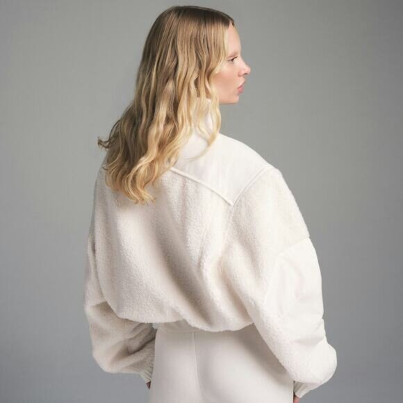 Skims Women’s Boxy Zip Up Teddy Jacket in Ecru Size 4X - Picture 9 of 16